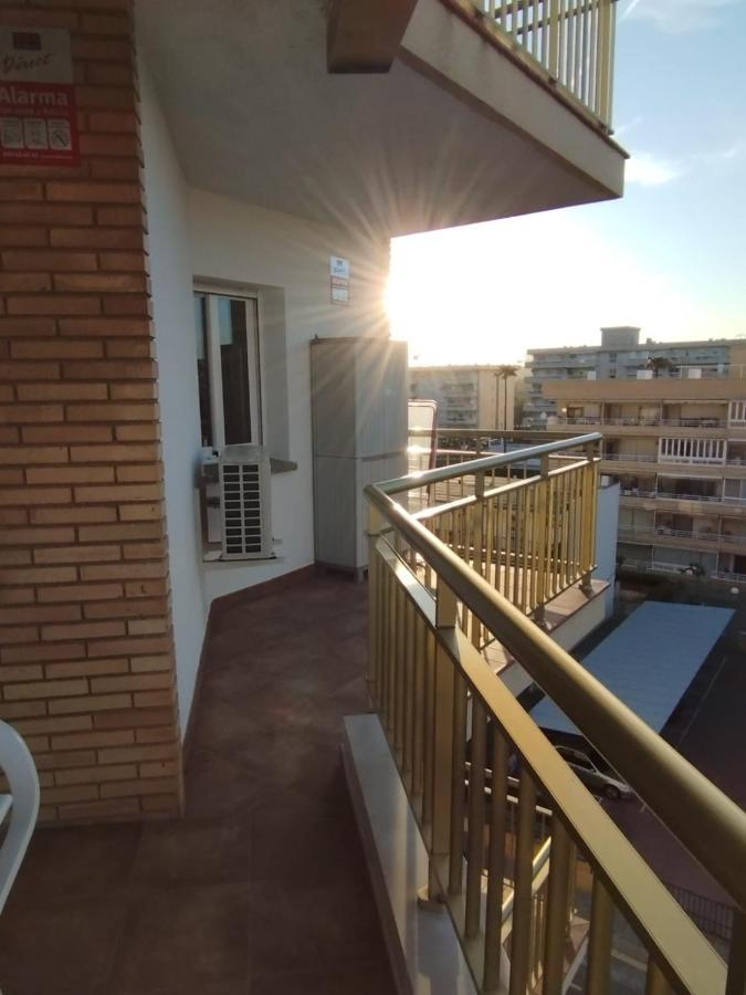 Seafront Apartment Pineda Beach La Pineda Dış mekan fotoğraf