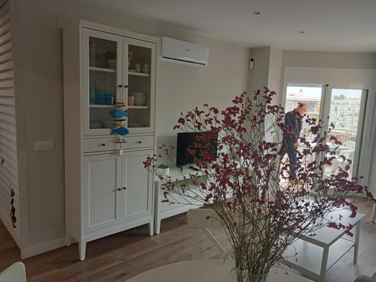 Seafront Apartment Pineda Beach La Pineda Dış mekan fotoğraf